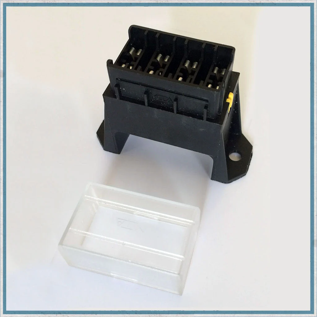 4 way blade fuse holder