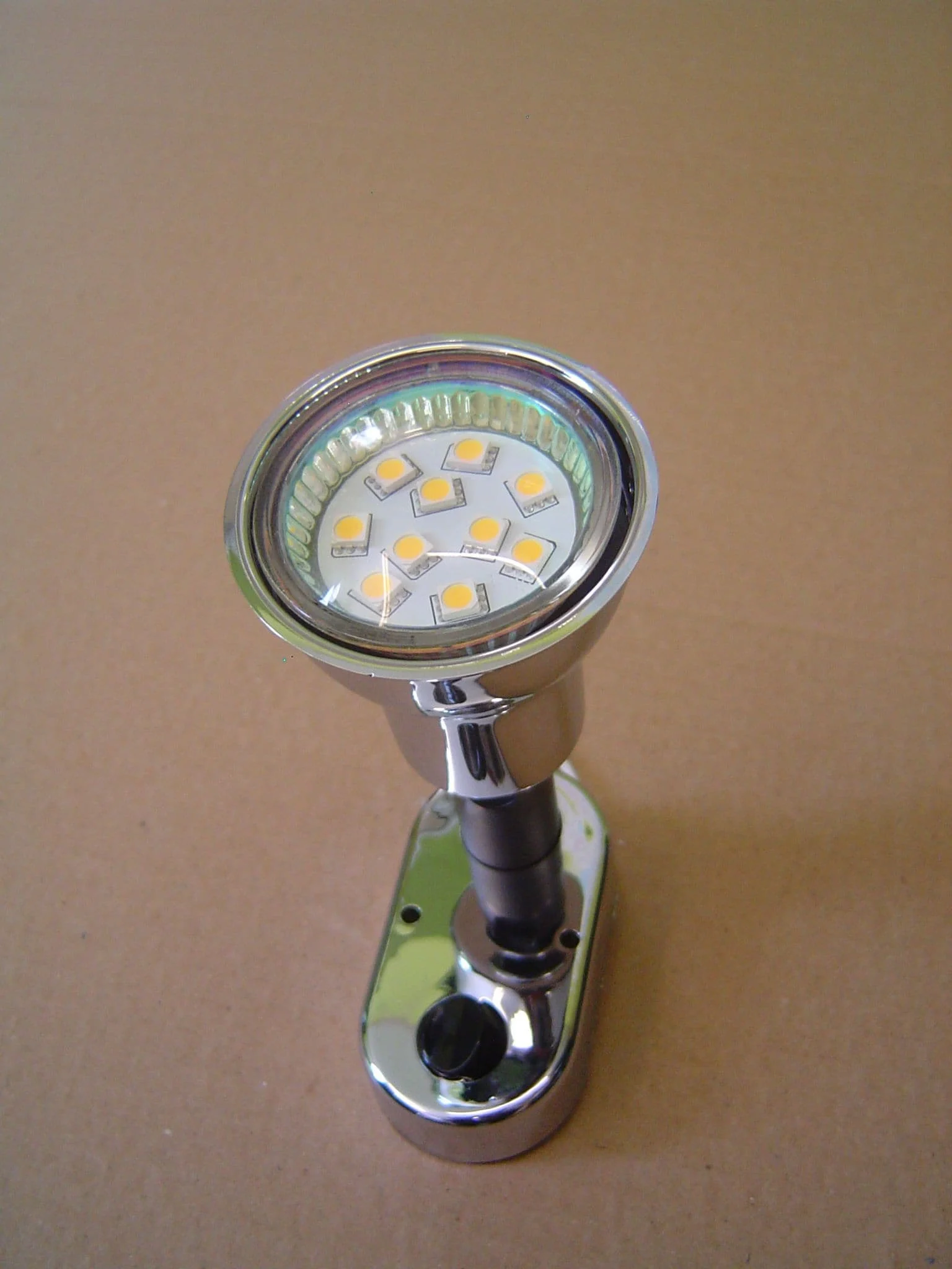 MINI CHROME 10 SB LED +SWITCH