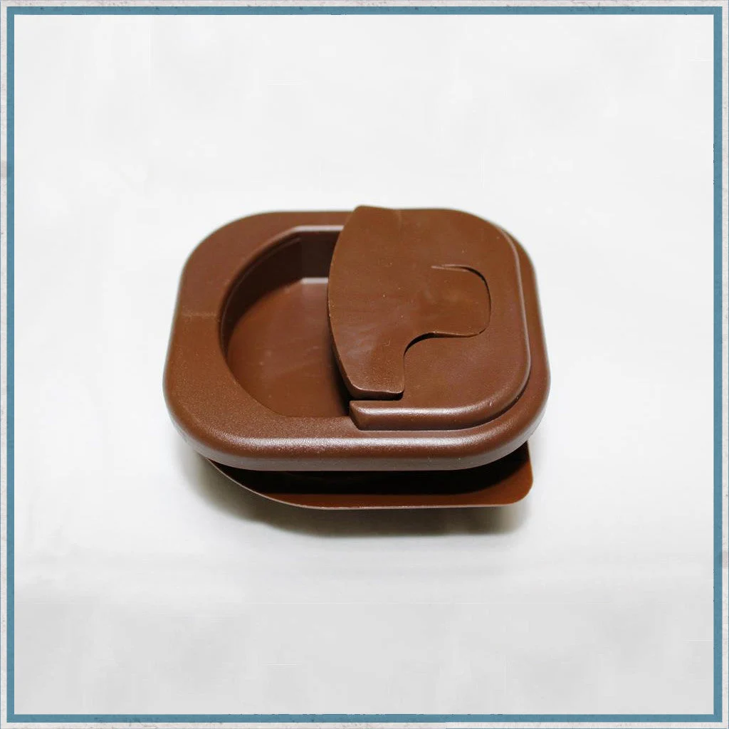 MOT 3 Westfalia catch 40mm aperture (brown or grey)
