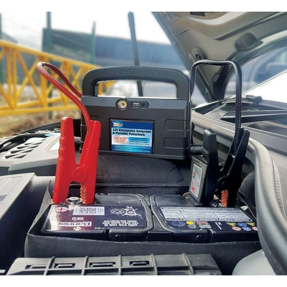 POWER BANK WITH JUMP STARTER 12V 5 L PETROL, 3 L DIESEL