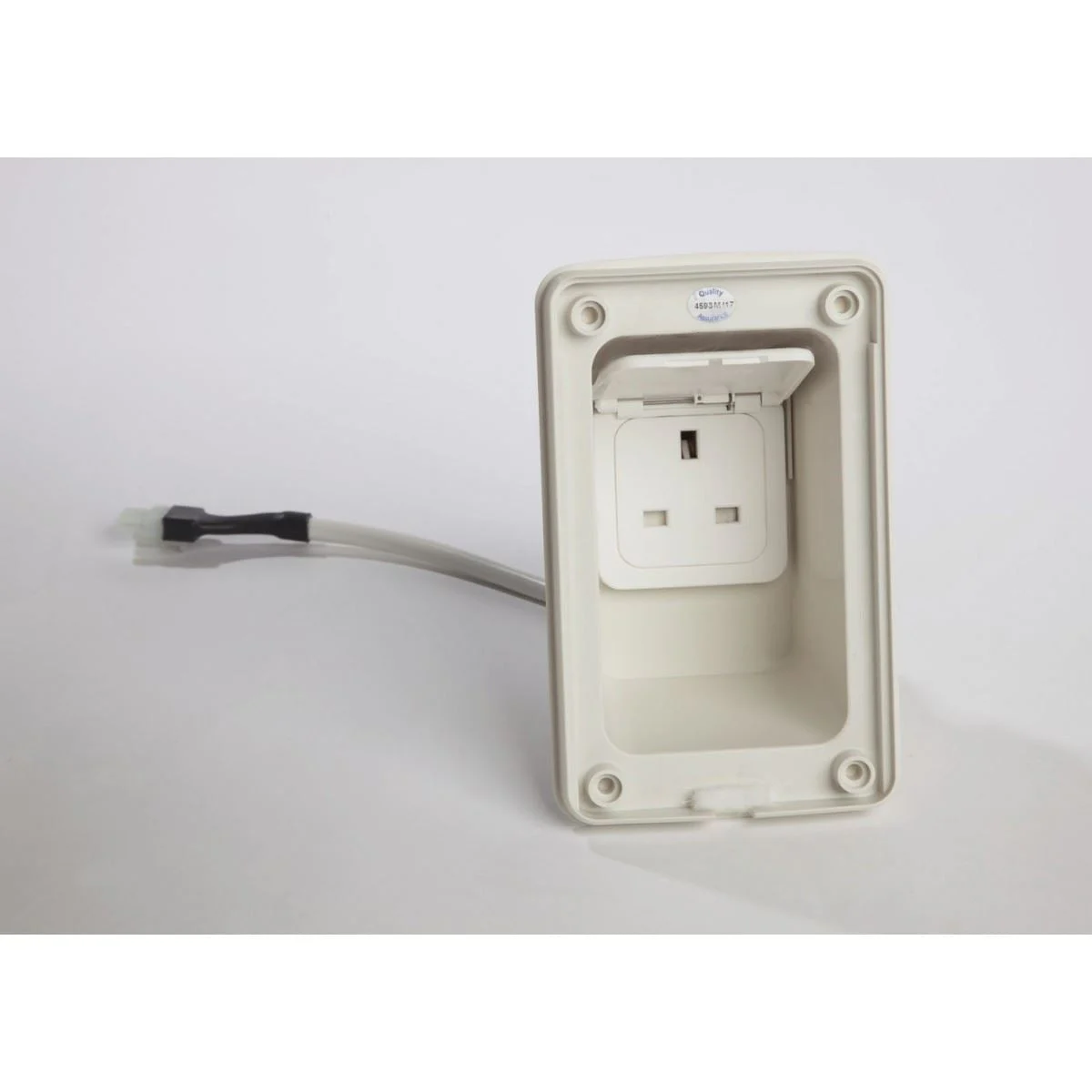 Socket Electric Mains Out UK