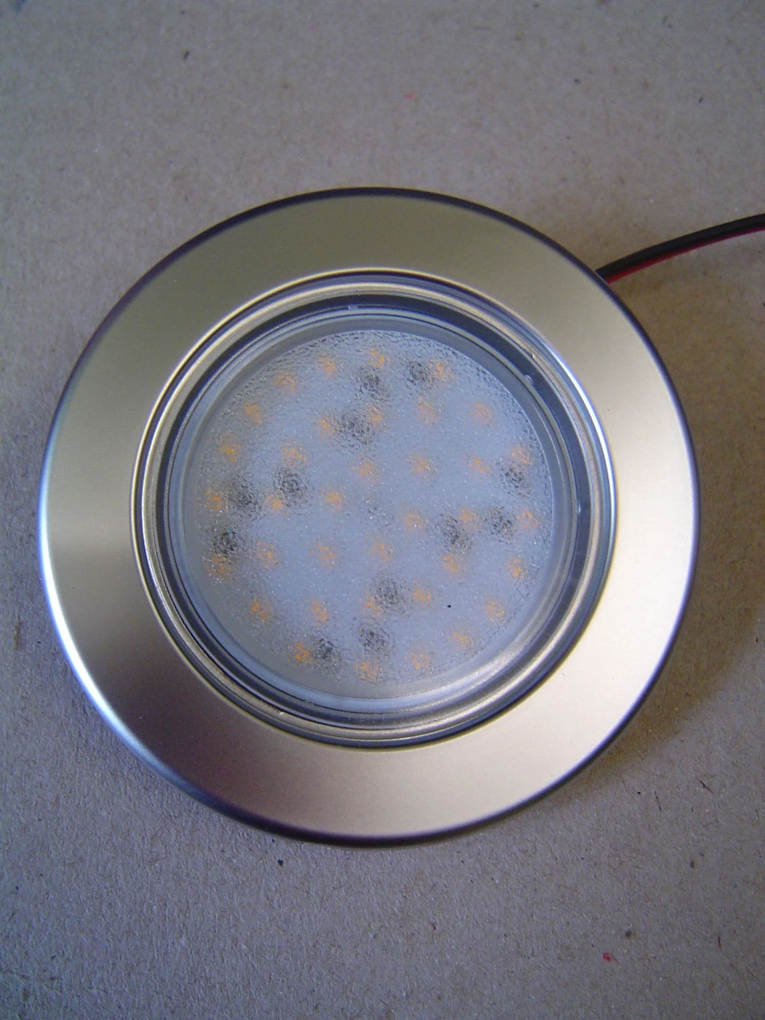 VEGA - 36 SMD - MATT CHROME
