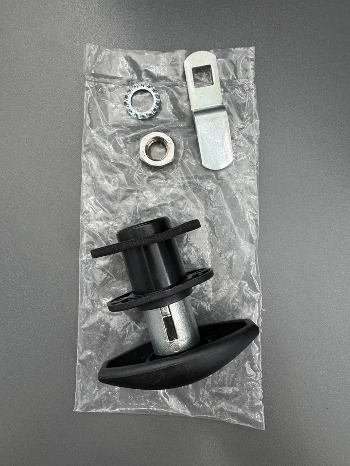 ZADI PUSH LOCK SMALL BLACK